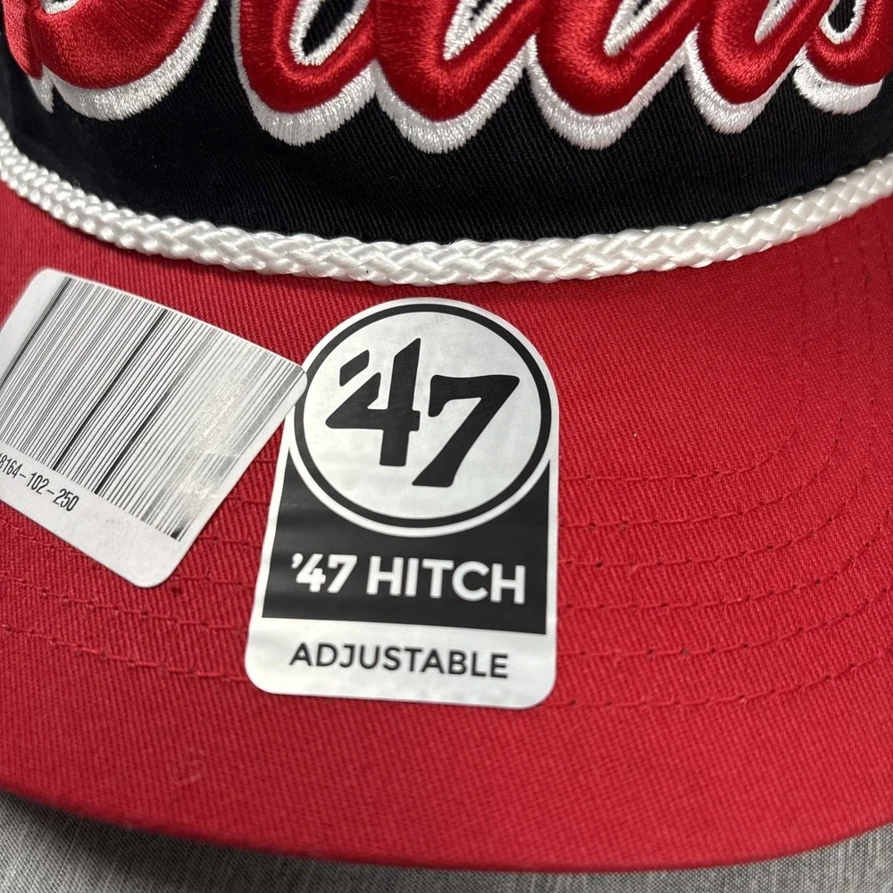 Chicago Bulls '47 Hitch Rope Script Adjustable Black / Red Snapback Hat NBA